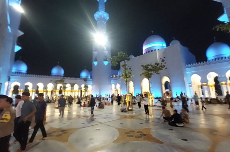 Masjid Sheikh Zayed Dongkrak Bisnis Perhotelan di Solo