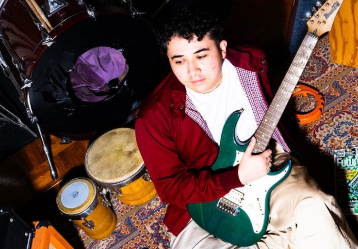 “Mangoes” Jadi Gerbang Album Debut, The Candle Light Children Angkat Kisah Escapism dan Pencarian Diri