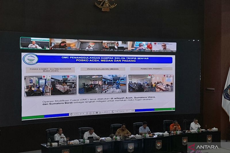 BMKG Coba Kendalikan Cuaca di Langit Sumatra Hingga 3 Desember