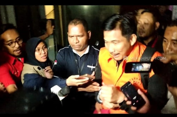  Jadi Tersangka Suap, Politisi Golkar Bowo Sidik Ditahan KPK