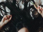 Minyak Jarak Tingkatkan Hidrasi Rambut