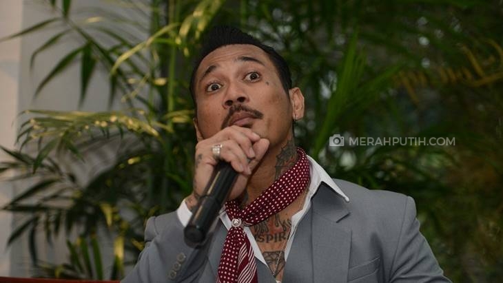 Bersalaman dan Pelukan dengan Anang, JRX: Bukan Berarti Sepakat!