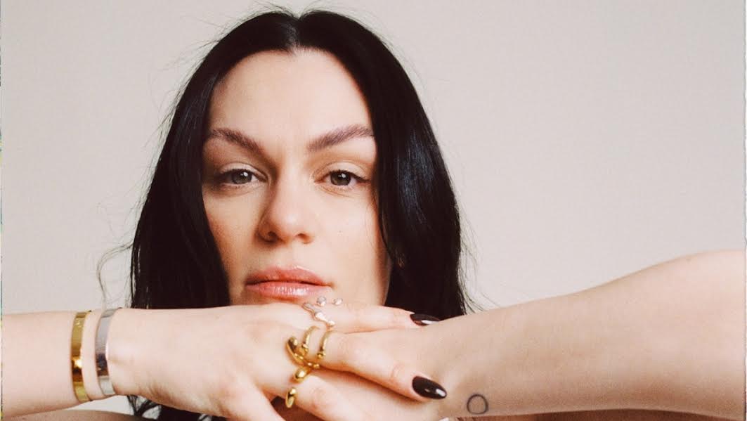 Jessie J Kembali Setelah Vakum dengan Karya Terbaru 'No Secrets'
