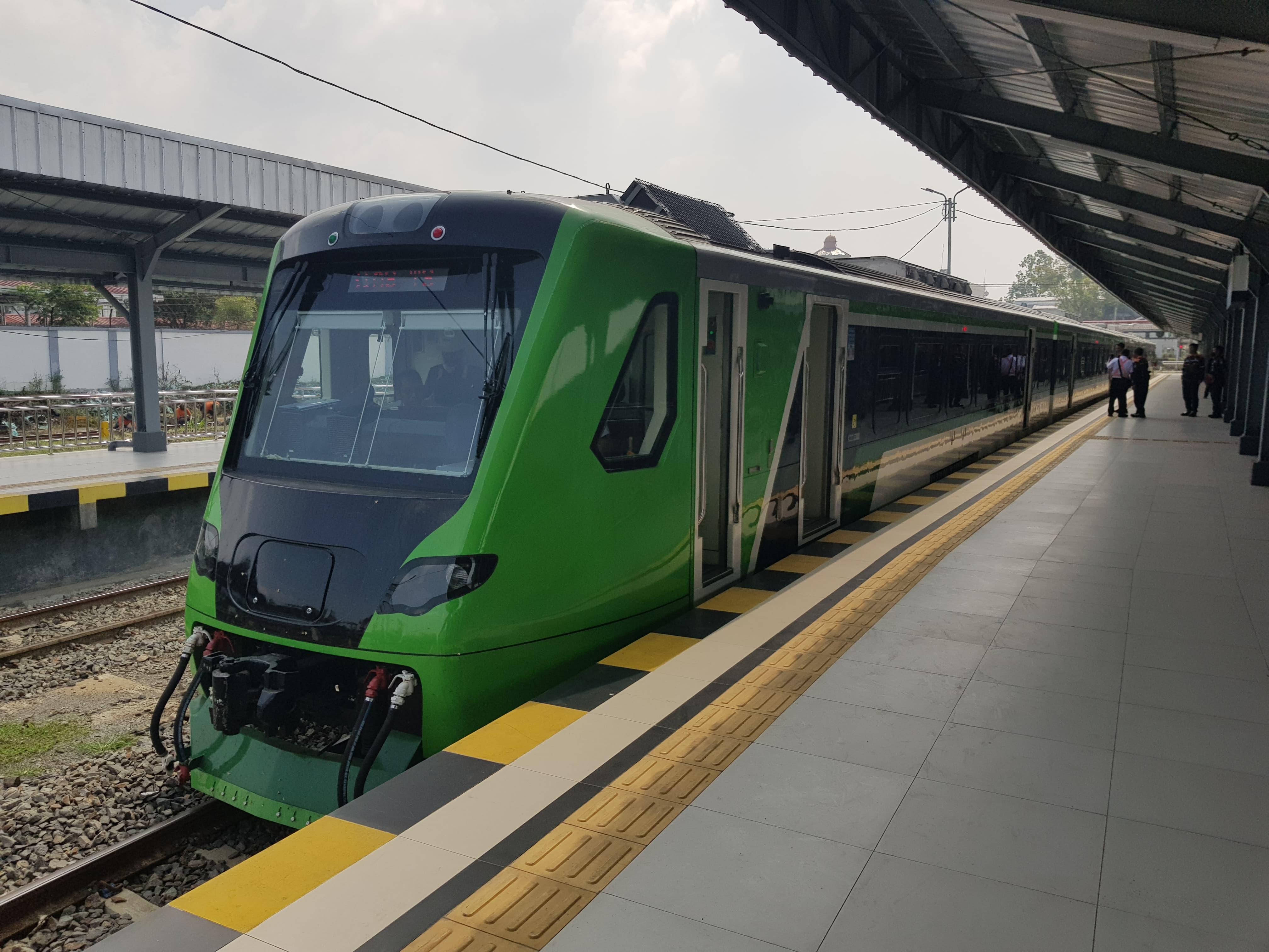 Daop 2 Siapkan KA Feeder untuk Konektivitas Kereta Cepat Jakarta-Bandung