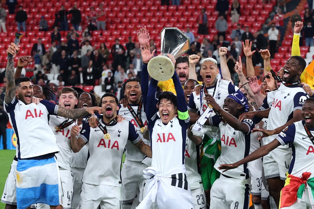 UEFA Minta Maaf 3 Pemain Tottenham tak Dapat Medali Juara Liga Europa