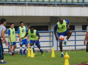 Gubernur Jabar Saksikan Laga Persib Vs Arema