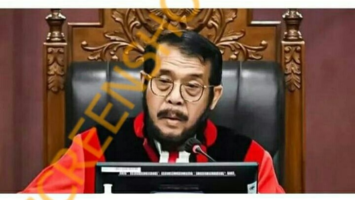 [HOAKS atau FAKTA] : Gugatan Dikabulkan, Paman Gibran Kembali jadi Ketua MK