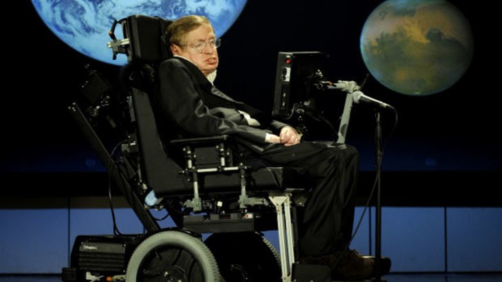 Stpehen Hawking, Bumi akan hancur di tahun 2600. (Foto: biography)