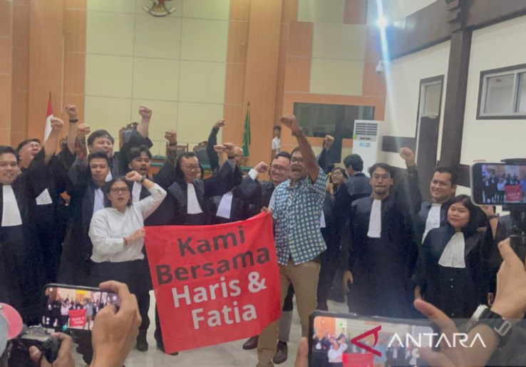MK Hapus Pasal-Pasal Sebar Hoaks yang Dipakai Luhut Pidanakan Haris Azhar Cs