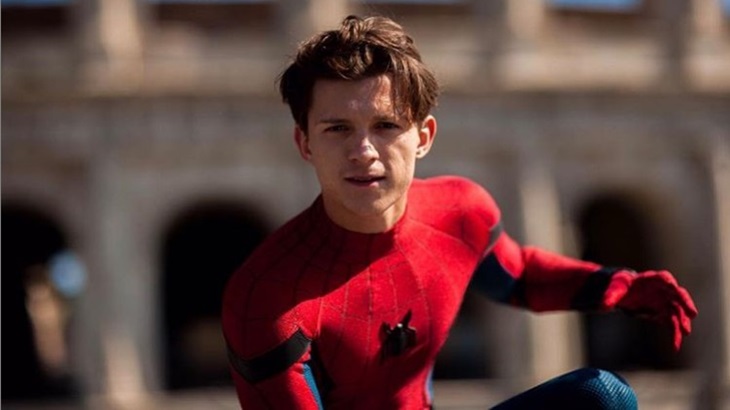 Tom Holland Bantu Pasien Transplantasi Jantung Jadi Spider-Man