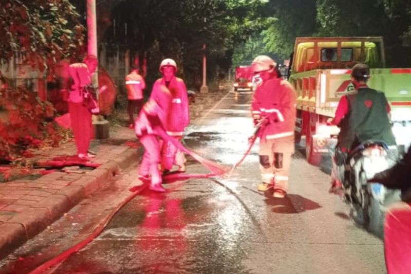 Tumpahan Oli 200 Meter di Kelapa Gading, Motor-Motor Berjatuhan Jadi Korban
