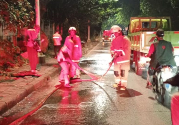 Tumpahan Oli 200 Meter di Kelapa Gading, Motor-Motor Berjatuhan Jadi Korban