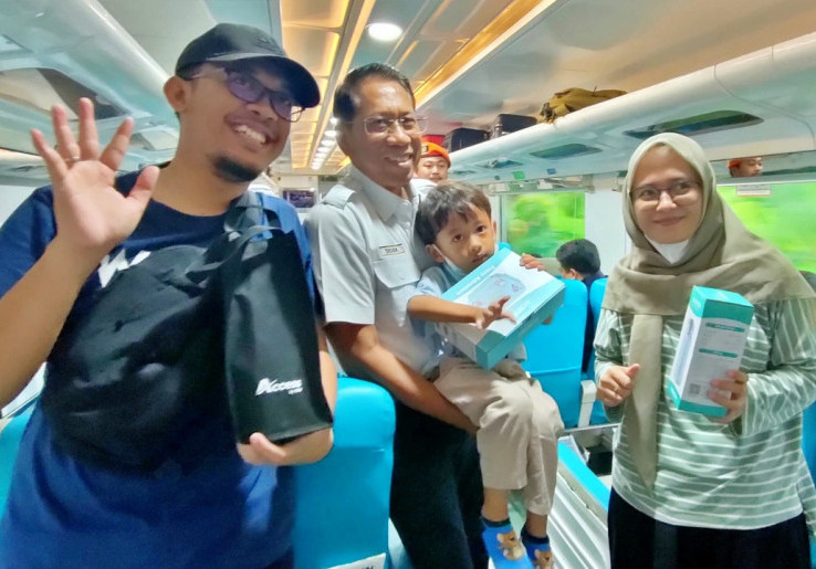 Penumpang Kereta Tinggi saat Libur Imlek dan Isra Miraj, KAI Kerahkan Kereta Tambah Rute Populer
