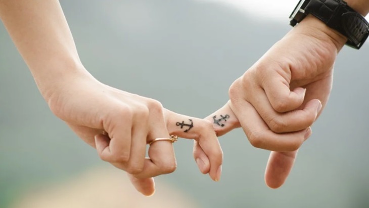 Pria Ini Hasilkan Rp 28 juta Per Minggu dari Menguji Kesetiaan Perempuan