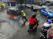 Pemprov DKI Perbaiki 173 Jalan Berlubang Imbas Banjir
