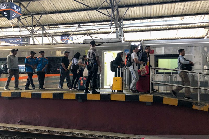 penumpang kereta api di Daop 6 Yogyakarta (Eka AR)