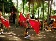 Belajar Budaya Lokal di Desa Osing Kemiren
