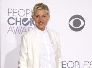 Selama Terkena COVID-19 Ellen DeGeneres Keluhkan Sakit punggung
