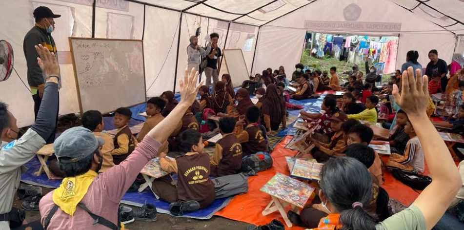 Anak-Anak Penyintas Erupsi Gunung Merapi Butuh Dukungan Psikososial