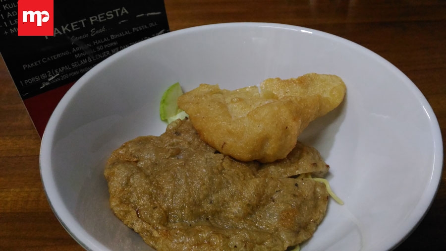 Meski di Bandung, Jangan Remehkan Kelezatan Pempek Nenek Tino