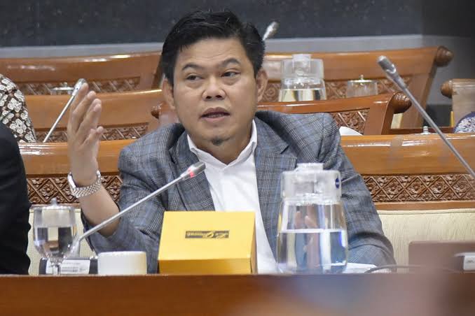 Marak Akun Palsu, Komisi I DPR Dorong Kampanye 1 Orang Punya 1 Akun Medsos