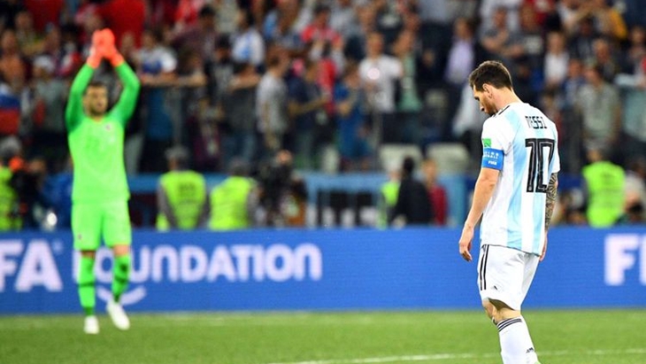 Nigeria Janji Pensiunkan Messi Tanpa Belas Kasihan
