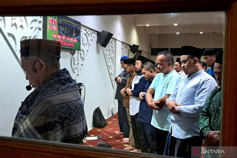 Pengurus Besar Nahdlatul Ulama Gelar Tarawih Pertama, Bawa Pesan Kerukunan