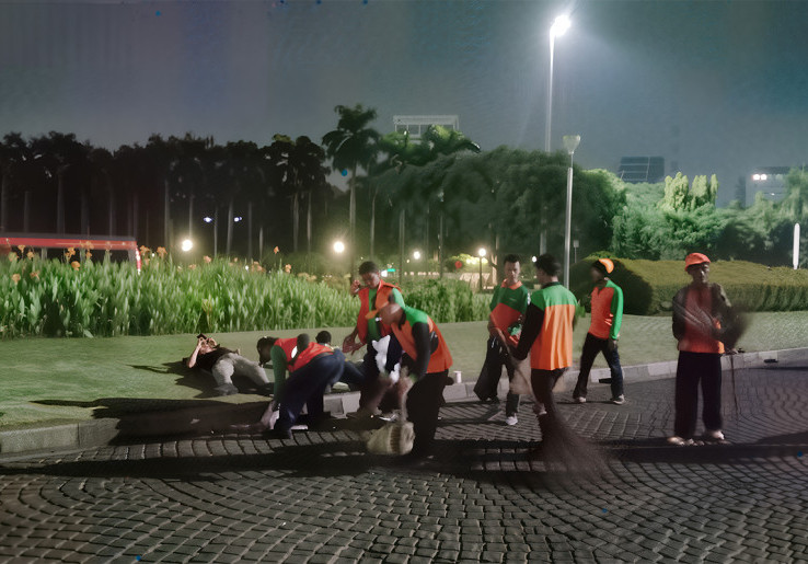 26 Ton Sampah Mayoritas Plastik Hasil Reuni 212 Diangkut 600 Pasukan Oranye, Bikin Petugas Lembur