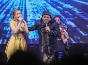 'Godfather of Broken Heart' Tak Lagi Menggoyang Panggung