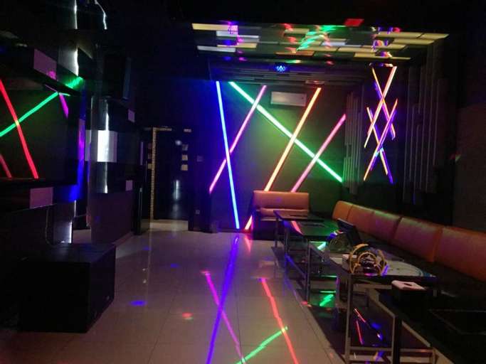 Tempat Karoke