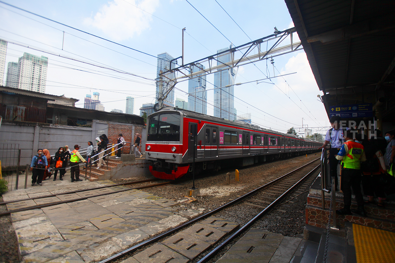 Stasiun KRL Karet Jakarta Bakal Ditutup, Politikus PDIP Perjuangan Protes