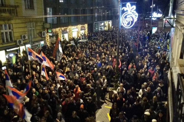  Protes Tindakan Represif Pemerintah, Massa Turun ke Jalan 