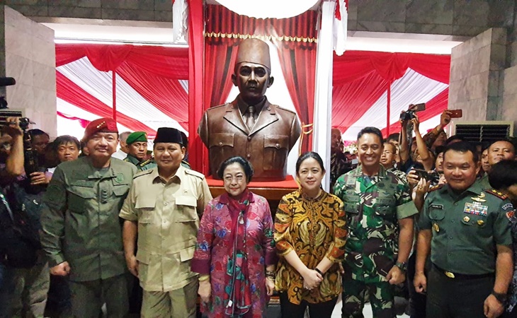 Peresmian Patung Bung Karno di Akmil Magelang