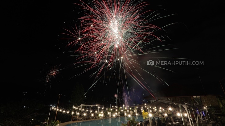 Serunya Malam Tahun Baru 2018 di JSI Resort Megamendung