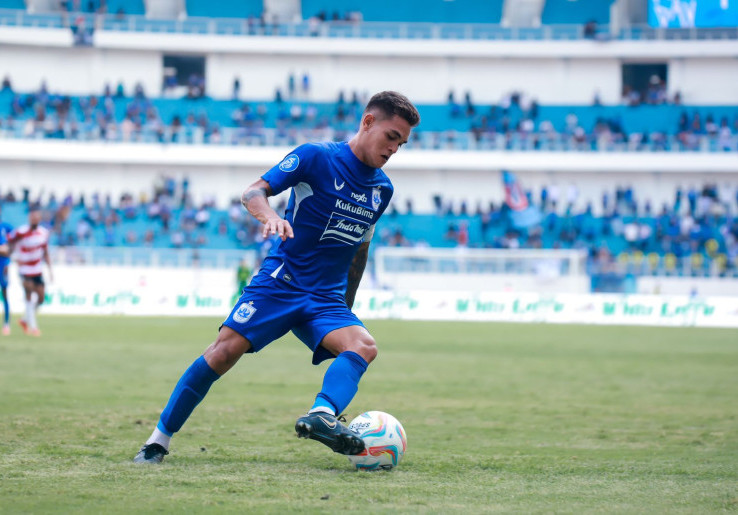 Lepas 10 Pemain, Persebaya Resmi Datangkan Risto Mitrevski dan Gali Freitas