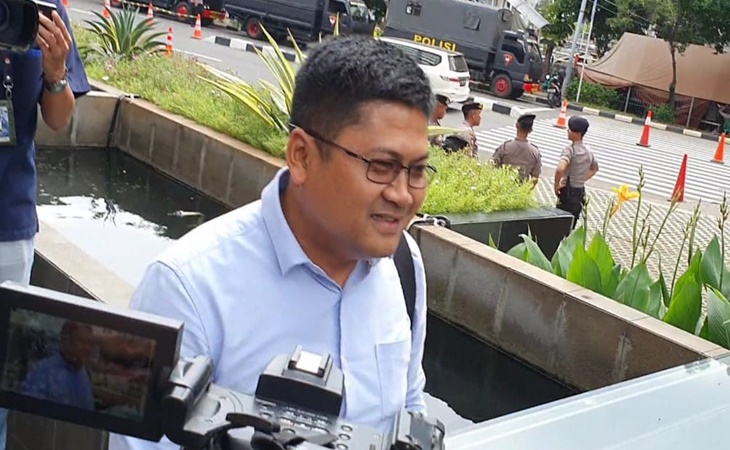 Dicecar Sumber Duit Suap, Kepala Sekretariat PDIP 6 Kali Jawab 