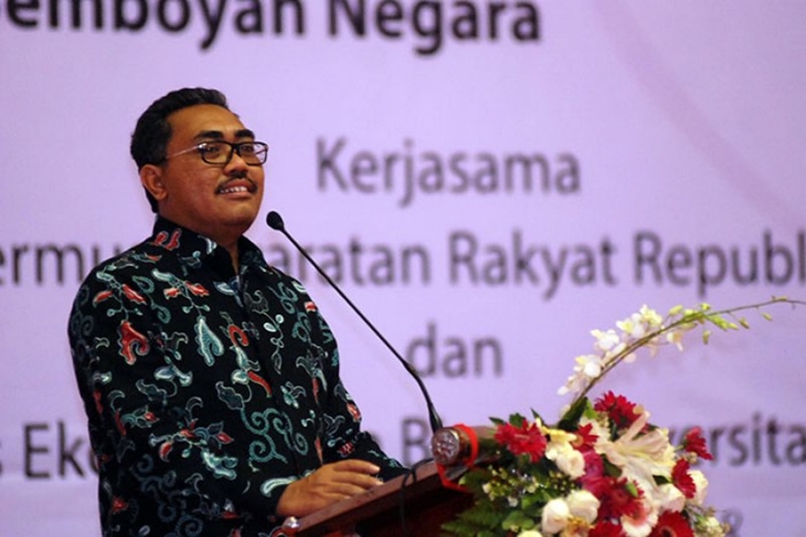 Dokumentasi Ketua Fraksi PKB MPR RI Jazilul Fawaid saat menyampaikan materi sosialisasi Empat Pilar di Universitas Pancasila, Jakarta, Selasa (14/8/2018). (ANTARA/Foto: Riza Harahap)