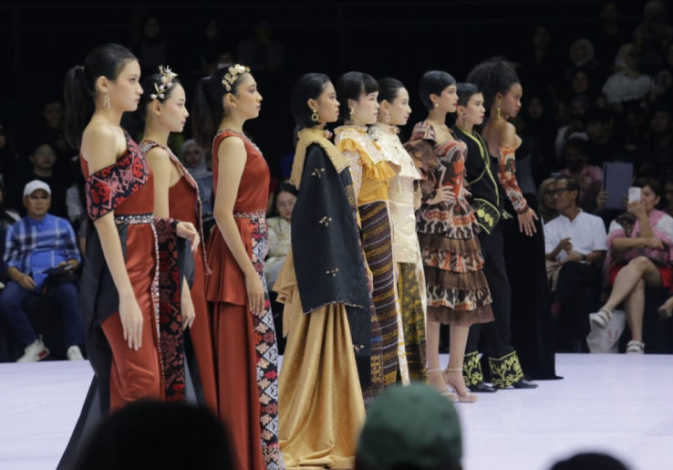 'Inheritance Soul', Panggung Ekspresi Desainer Muda Sparks Fashion Academy di IFW 2025