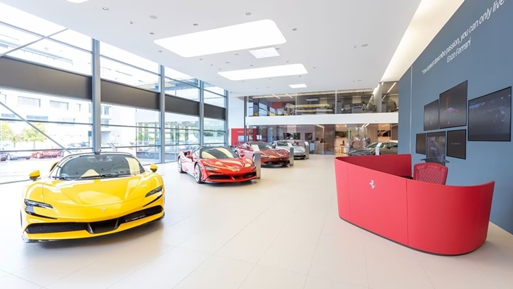 Beli Ferrari di AS Bisa Pakai Kripto 