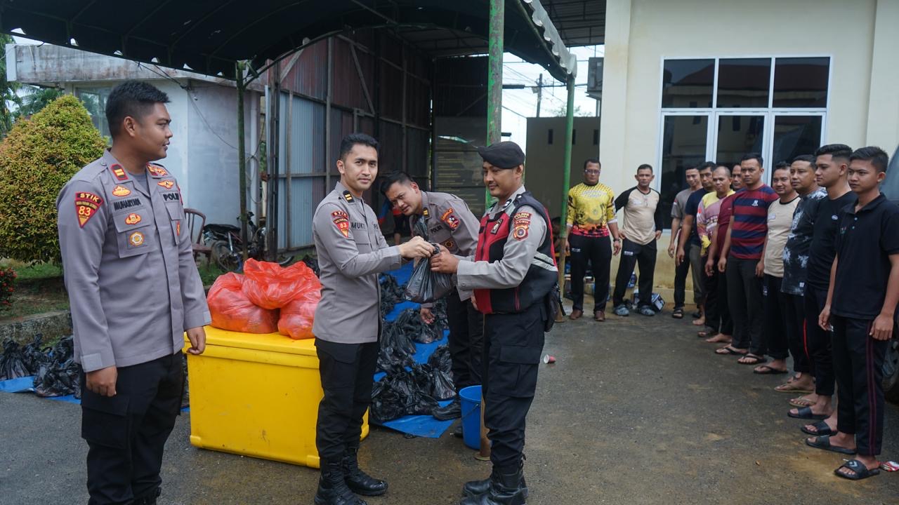 Mahasiswa STIK Polri Sumbang 70 Ekor Sapi, Biar Warga Korban Bencana Alam Bisa Melaksanakan Tradisi Meugang