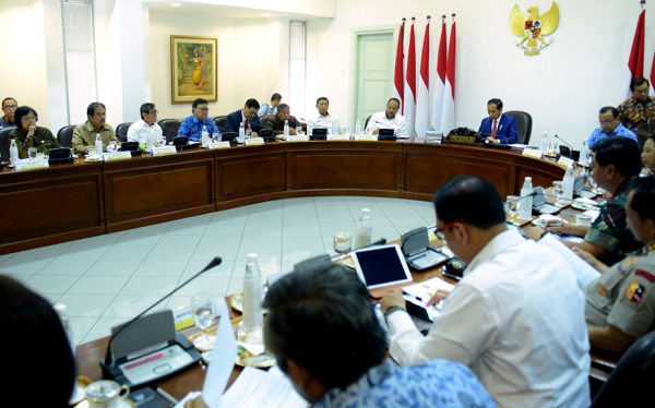 jokowi rapat