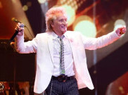 Rod Stewart Jual Katalog Lagu ke Irving Azoff Senilai Rp 1,5 Triliun