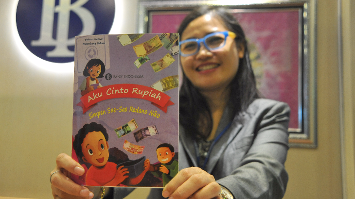 Saat Bahasa Indonesia Terpinggirkan di Ruang Publik