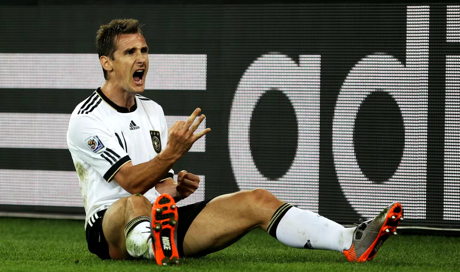 Miroslav Klose Puji Lionel Messi Setelah Catatan Gol Terbanyaknya di Piala Dunia Disalip