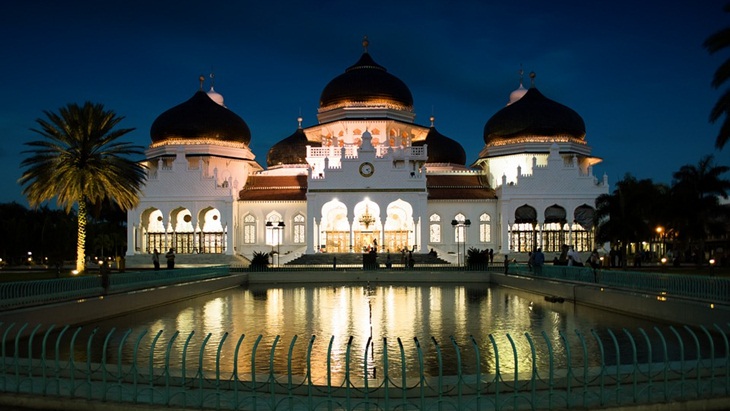 Masjid Baiturrohman Banda Aceh. (Foto: Pixabay/saifulmulia)
