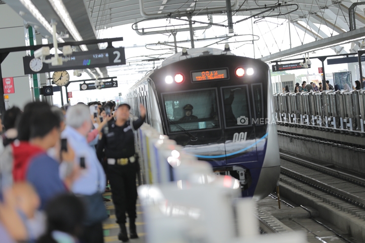 Perjalanan Setengah Hari Menjajal MRT Baru di Ibu Kota Indonesia
