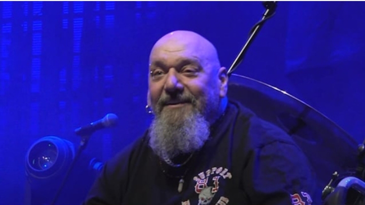 Vokalis Iron Maiden Paul Di'Anno Meninggal Dunia