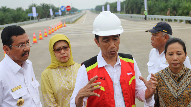 Jokowi: Siapa Pun Gubernurnya, Jakarta Harus Punya MRT
