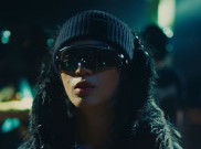 Warren Hue Rilis Single 'Handsome', Sindir Gaya Hidup Palsu