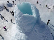 Gunung Es Unik di Kazakhstan Jadi Sorotan di Media Sosial